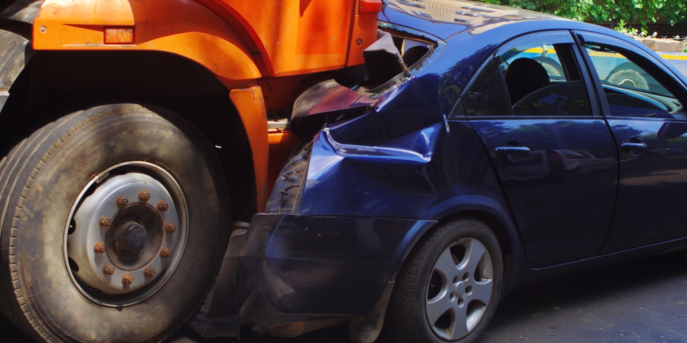 Ongeluk met vrachtwagen