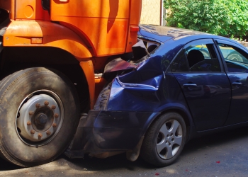 Ongeluk met vrachtwagen